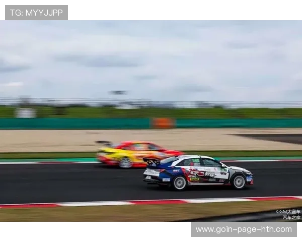 赛车队在制动系统升级后进行稳定性验证